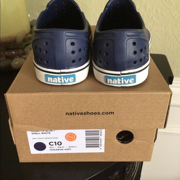 KIDS 😄 Native brand slip on shoes (blue) - Picture 6 of 15